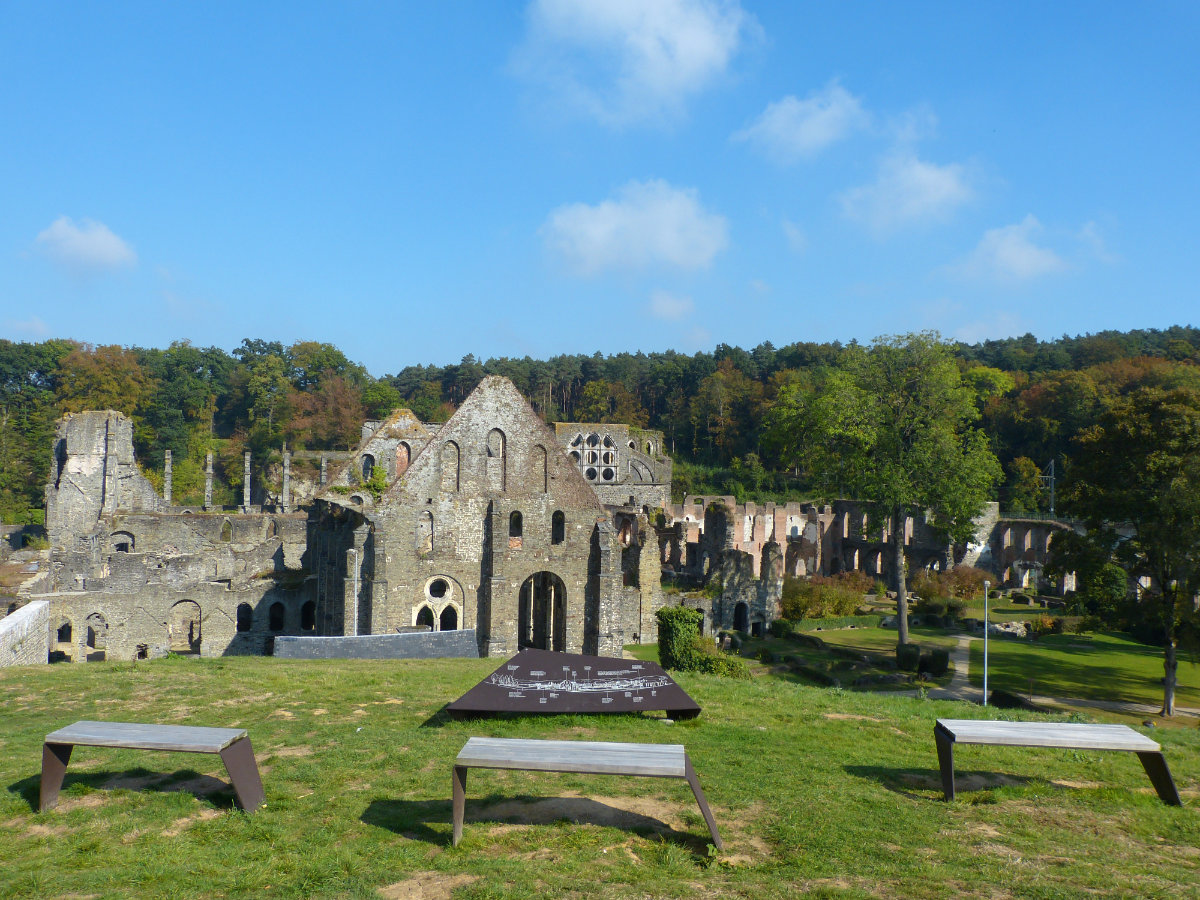 Panorama depuis la colline - Abbaye de Villers